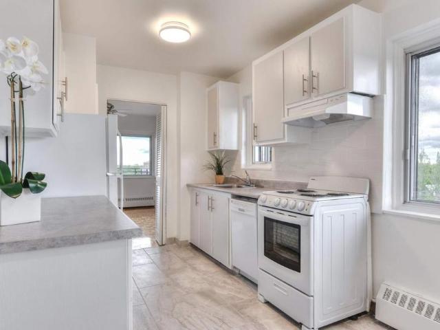 Apartment for rent in St. Leonard's, Quebec