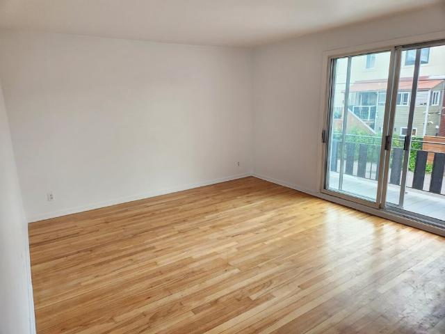 Apartment for rent in St. Leonard's, Quebec
