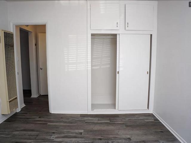 Apartment for rent in Canoga Park, California