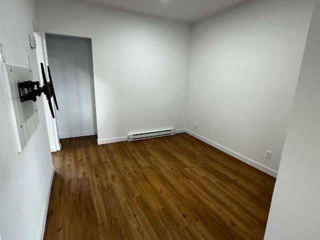 Apartment for rent in St. Leonard's, Quebec