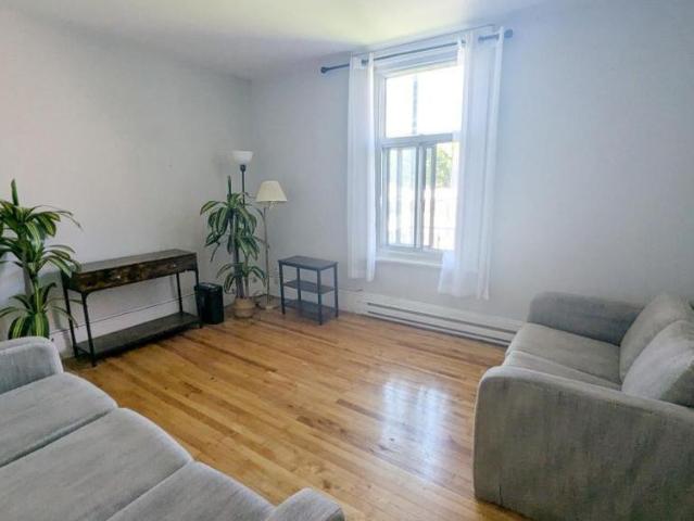 Apartment for rent in St. Leonard's, Quebec