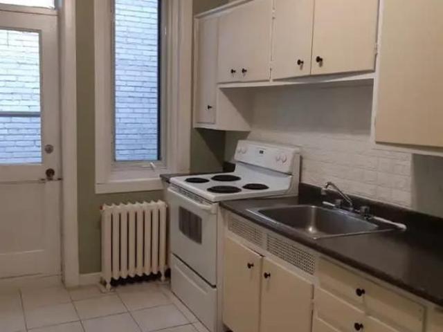 Apartment for rent in St. Leonard's, Quebec