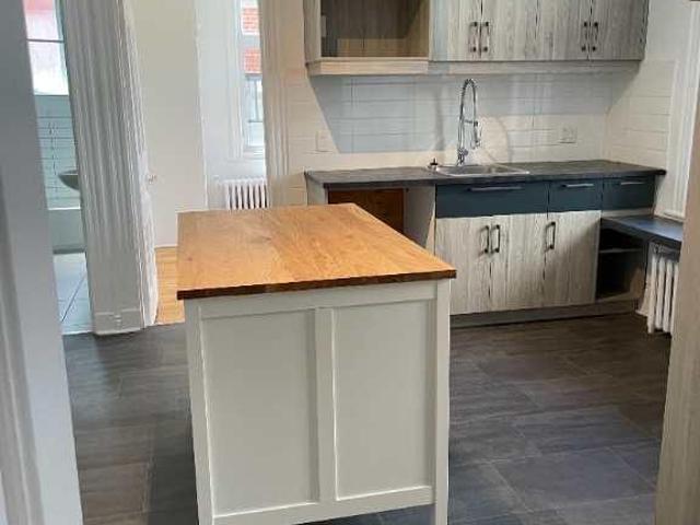 Apartment for rent in La Cité-Limoilou, Québec