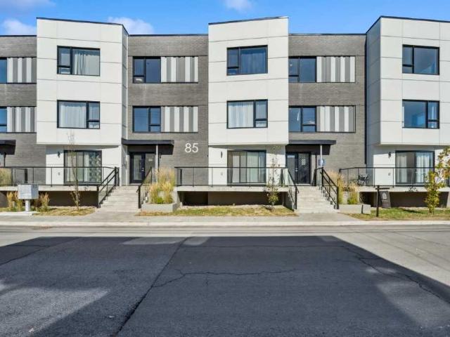 Apartment for rent in Les Jardins-de-napierville, Quebec