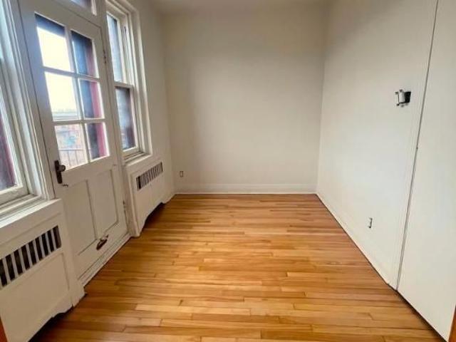 Apartment for rent in St. Leonard's, Quebec