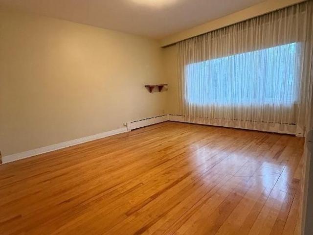 Apartment for rent in St. Leonard's, Quebec