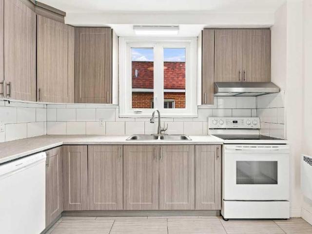 Apartment for rent in Côte-des-Neiges–Notre-Dame-de-Grâce, Montréal