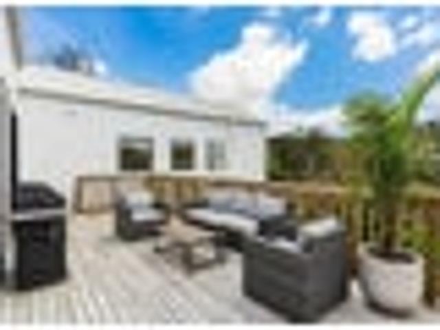 House for sale in Whangaparaoa