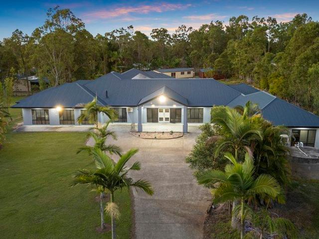 Cottage for sale in Toombul, Queensland
