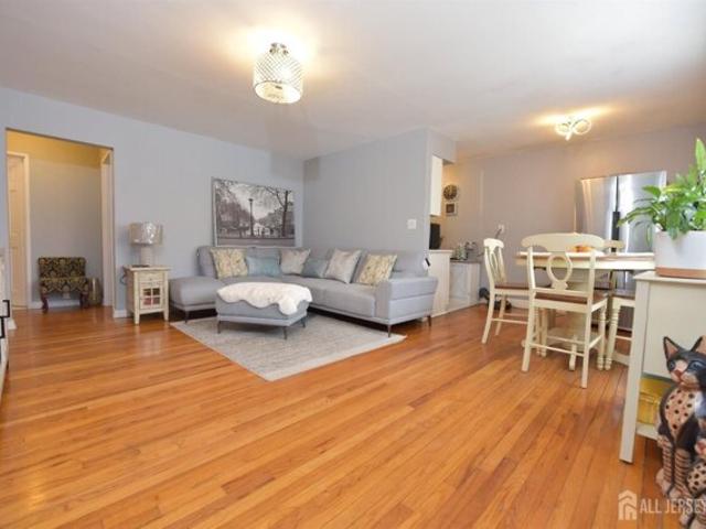 Condo for sale in Hudson, New Jersey