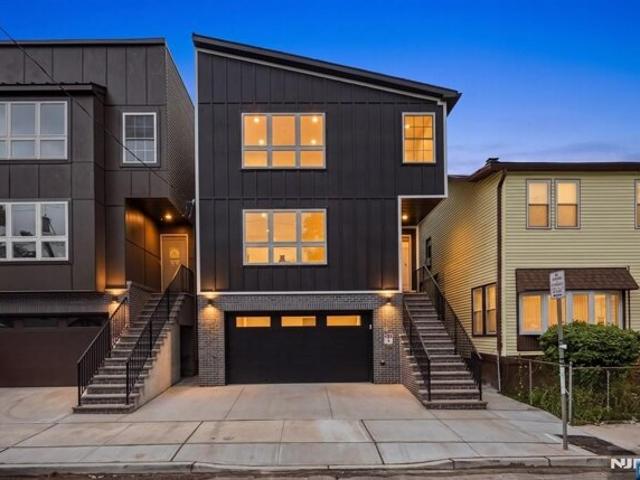 House for sale in Newark, New Jersey