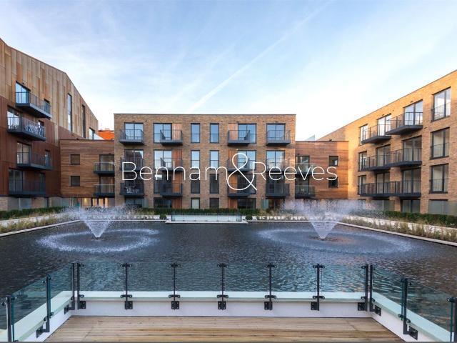Apartment for rent in Pepys Estate, Greater London