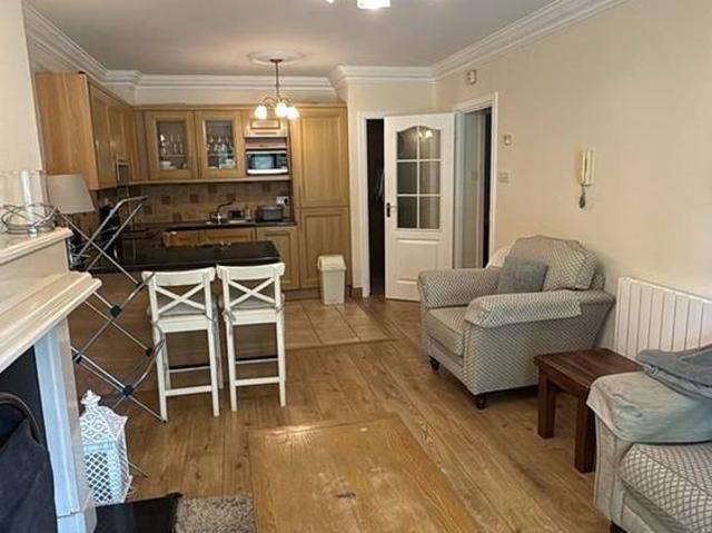 Apartment to rent in Bluebell, North Tipperary