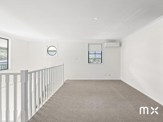 Townhouse for rent in Wollongong West, New South Wales