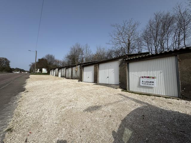 Garage location à Montbéliard, Grand-charmont