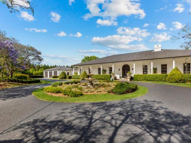 Cottage for sale in Sydney, New South Wales