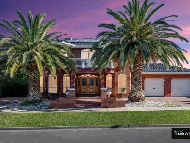 House for sale in Sydenham, Melbourne