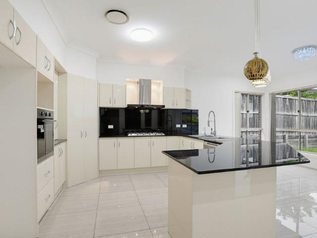 House for rent in Kellyville Ridge, Sydney