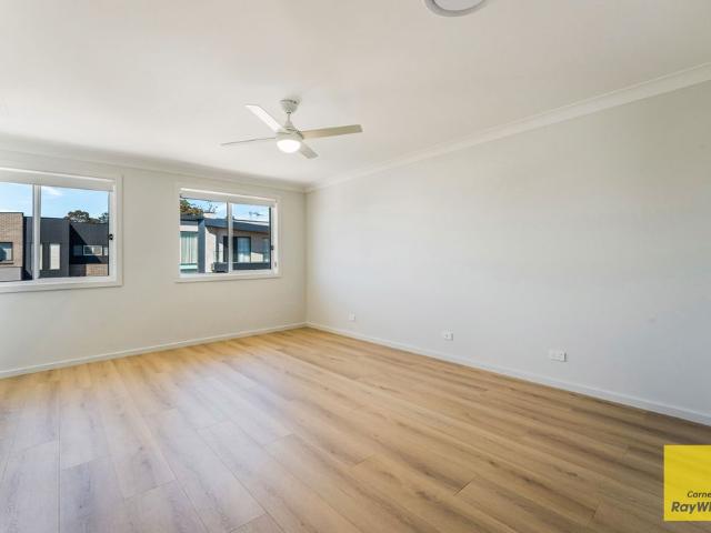 House for rent in Middleton Grange, Sydney