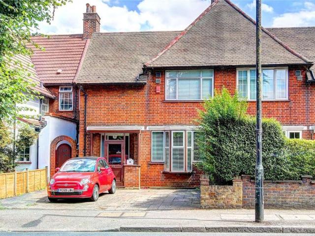 Apartment for rent in London Borough of Merton, Greater London