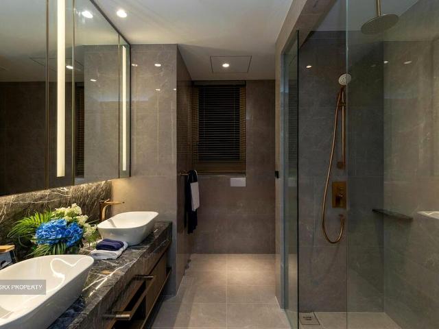 Apartment for sale in Marine Parade