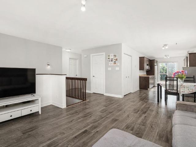 Apartment for rent in Saint-Hubert, Longueuil