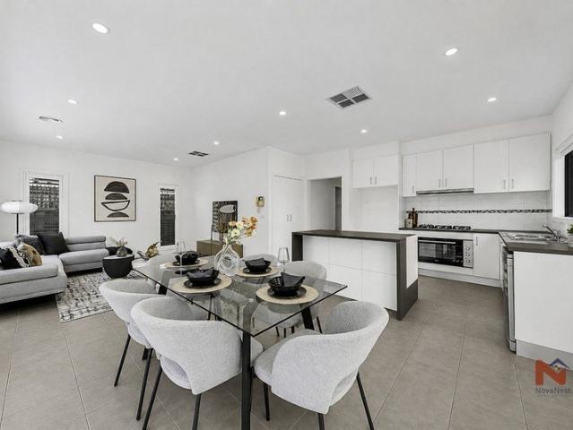 House for sale in Caroline Springs, Melbourne