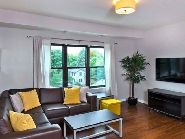 Apartment for rent in Macalester - Groveland, Ramsey