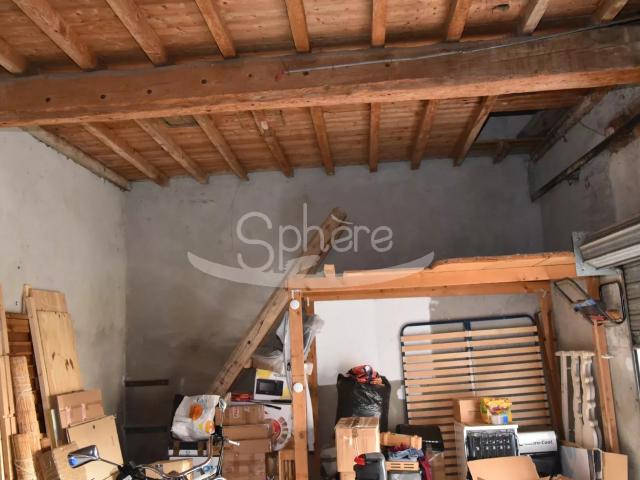 Garage vente à Limoux
