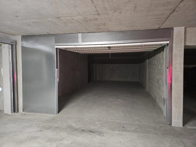 Garage vente à Grasse, Saint-laurent-du-var