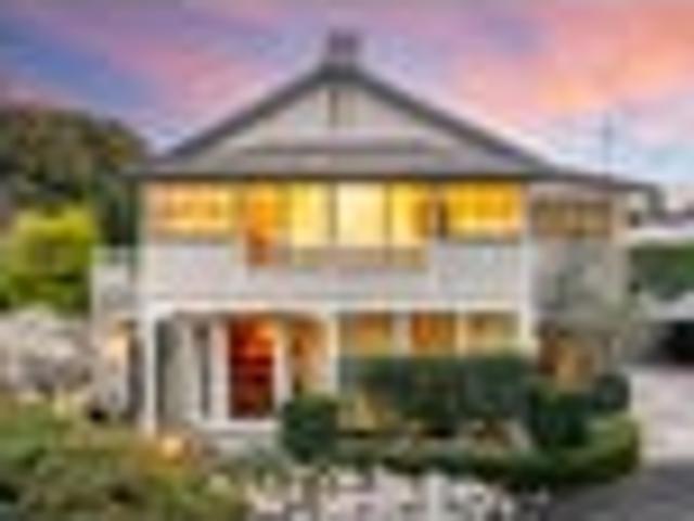 House for sale in Otakou