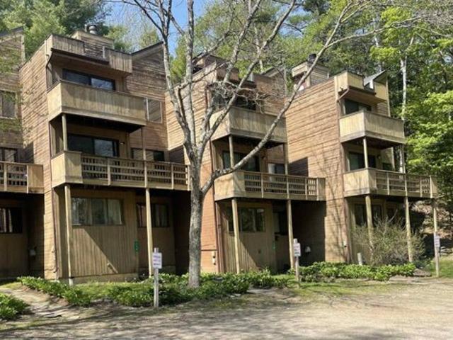 House for sale in Warren, Vermont