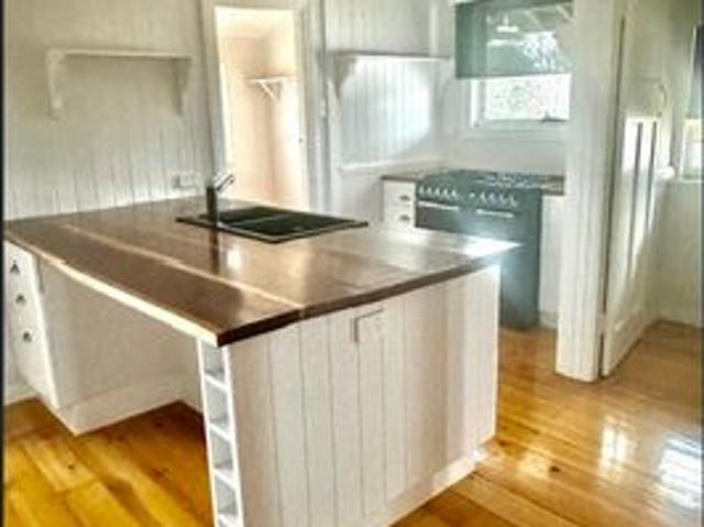 House for rent in Lowood