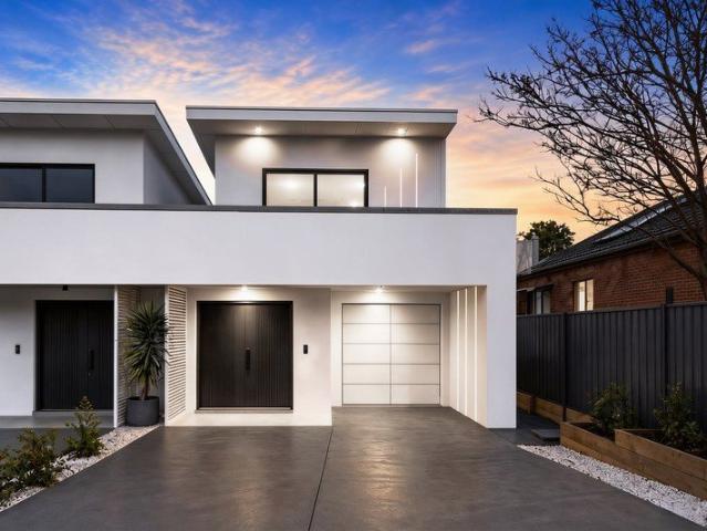 Cottage for sale in Sydney, New South Wales