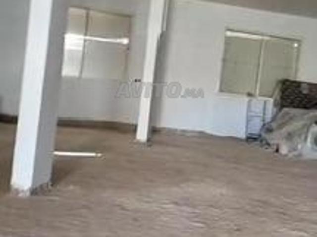 Local commercial location à El Hajeb