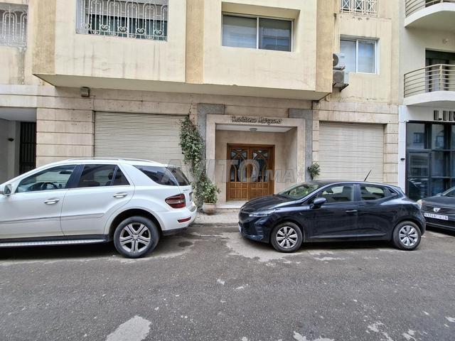 Local commercial location à Anfa, Gharb-Chrarda-Beni Hssen