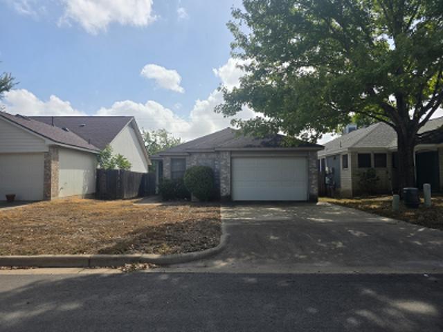 House for sale in Pflugerville, Travis County