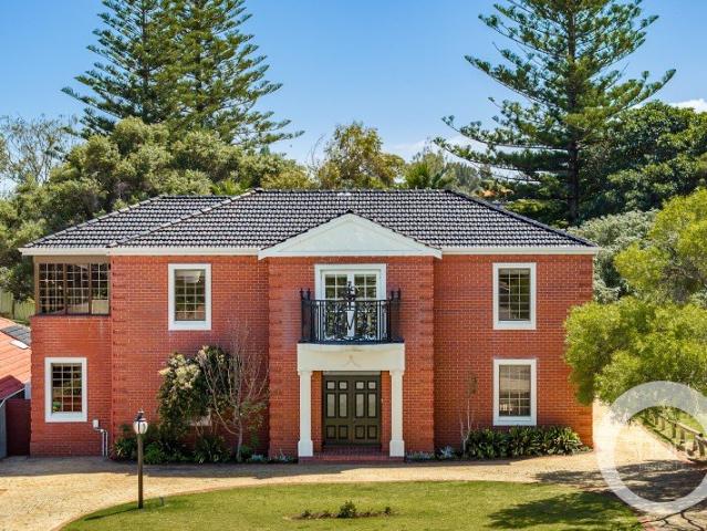 House for sale in City Beach, Town of Cambridge