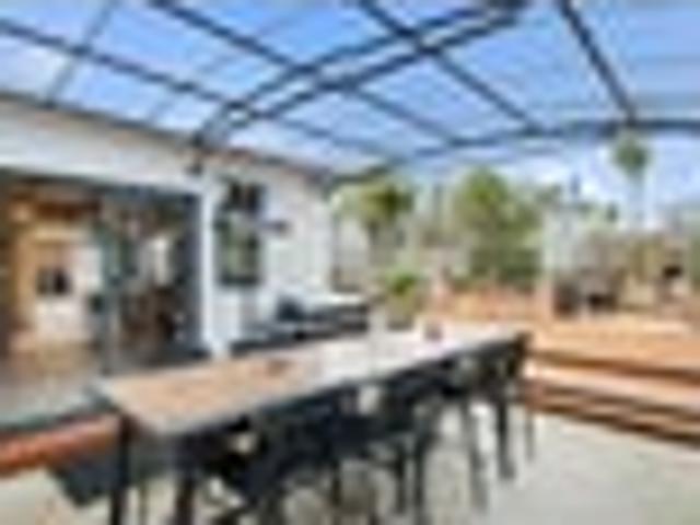 House for sale in Oratia, Oroua County