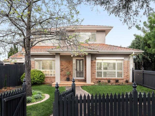 Townhouse for sale in Chadstone, Melbourne