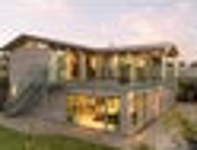 House for sale in Hamilton Lake, Hamilton City