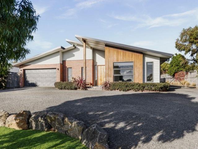 House for sale in Ocean Grove, City of Greater Geelong