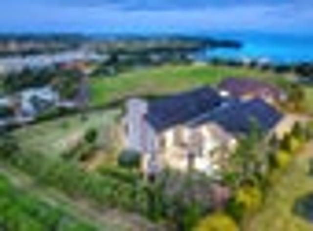 House for sale in Whangaparaoa