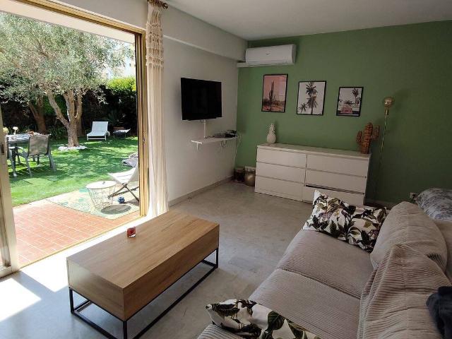 Studio location à Les Termes, Mandelieu-la-Napoule
