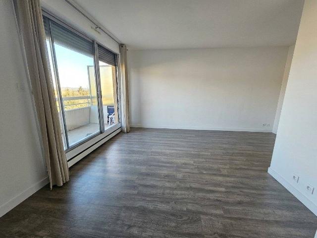 Studio location à Quartier Saint-Wandrille, Le Pecq