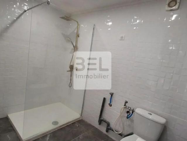Studio location à Bagnols-sur-Cèze, Gard