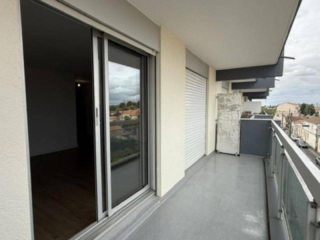 Studio location à Les Pins-Francs, Bordeaux