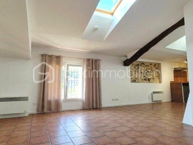 Appartement vente à Arrondissement de Toulon, Belgentier