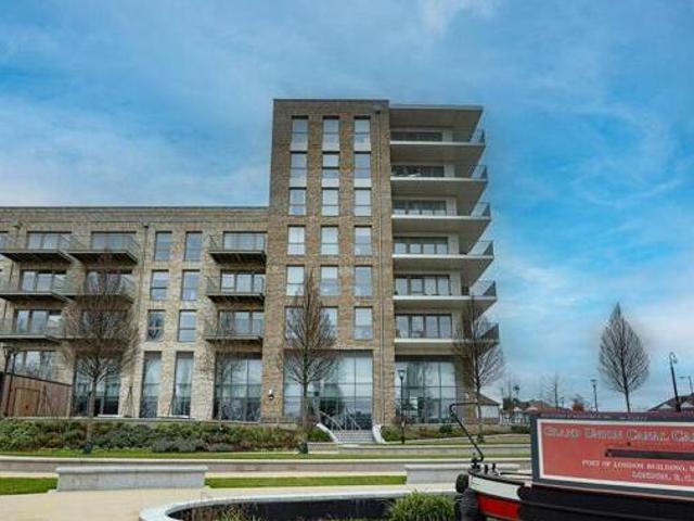 House for sale in City of London, Greater London