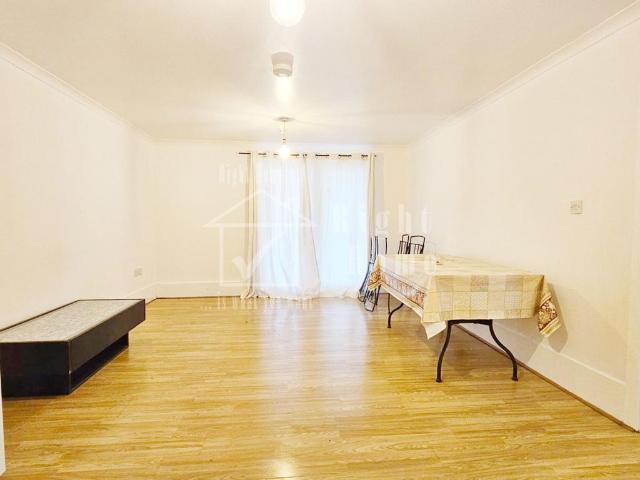 Apartment for rent in Alperton, Greater London